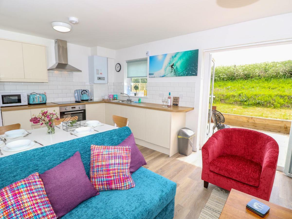 5 Yarmouth Cottages Freshwater Buitenkant foto